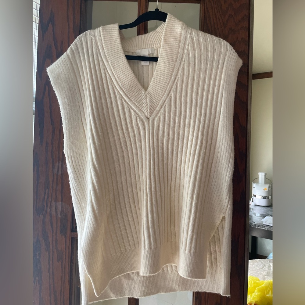Oversized H&M cream vest